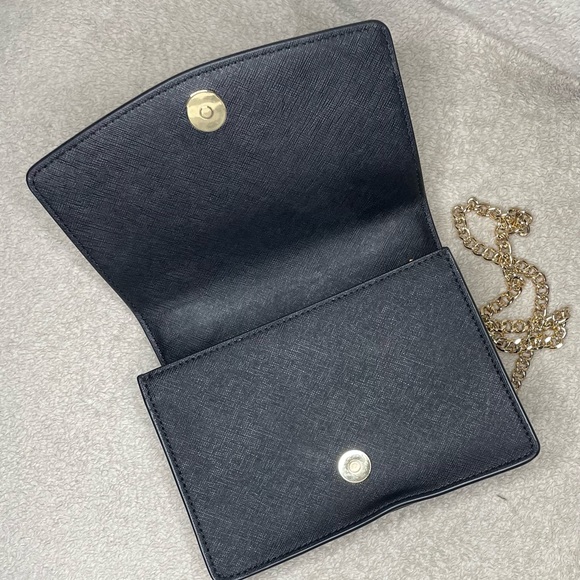 Tory Burch Bags Tory Burch Black And Gold Crossbody Purse Poshmark